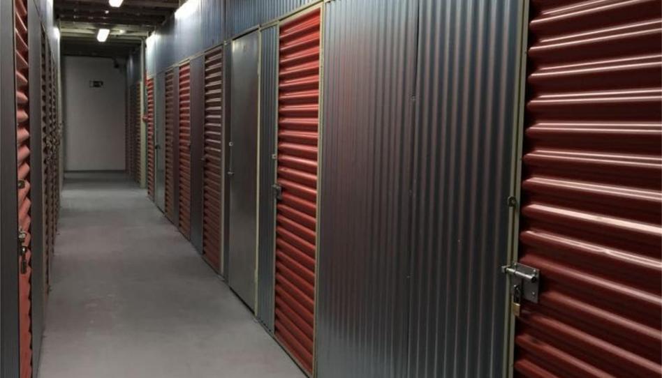 Box room to rent in Calle de la Constitución, 74, Sudeste Industrial, Madrid - image 1 Photo 1 of Box room to rent in Calle de la Constitución, 74, Sudeste Industrial, Madrid