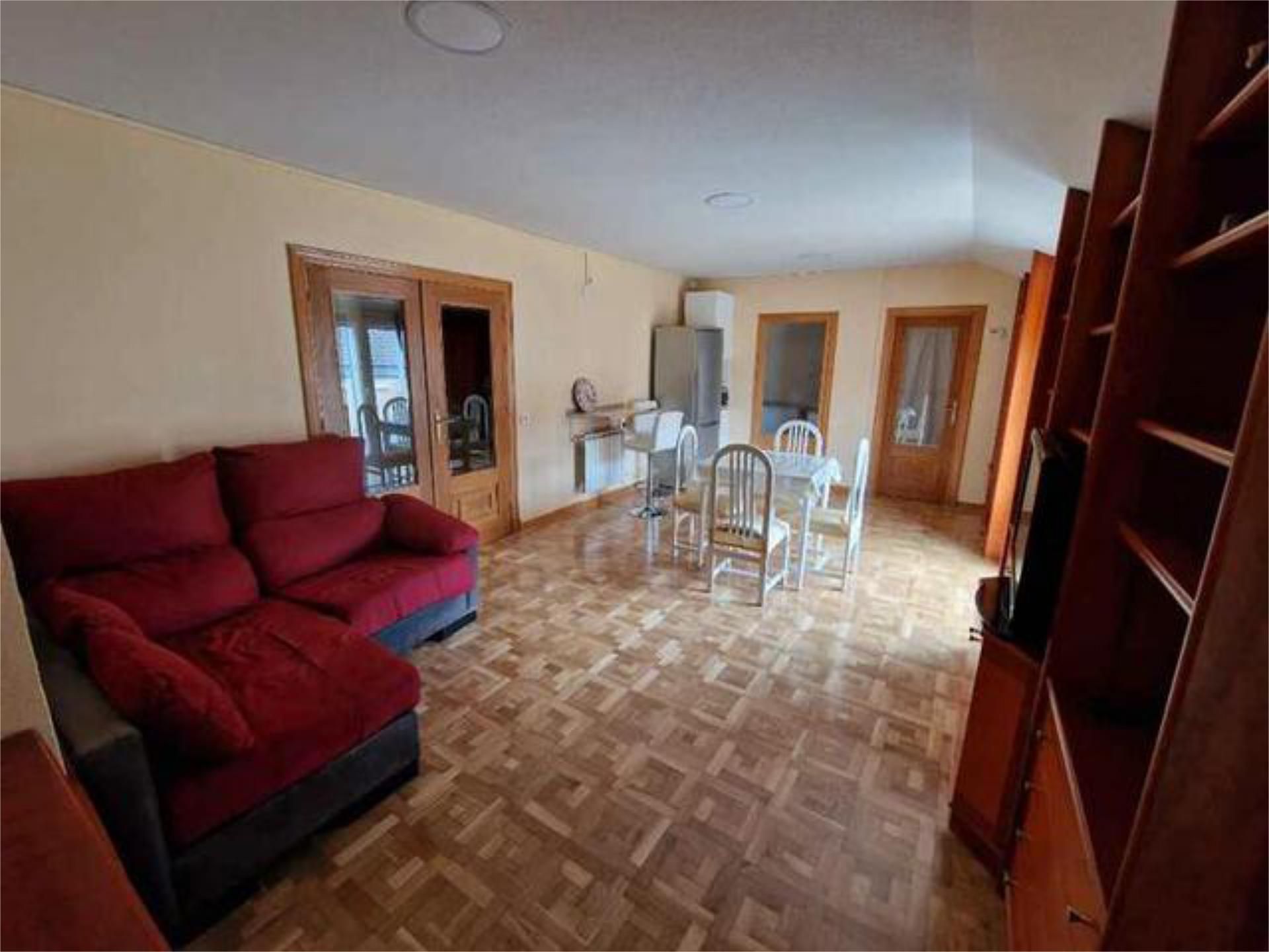 Sala de estar de Piso de alquiler en Ávila Capital con Calefacción, Terraza y Amueblado