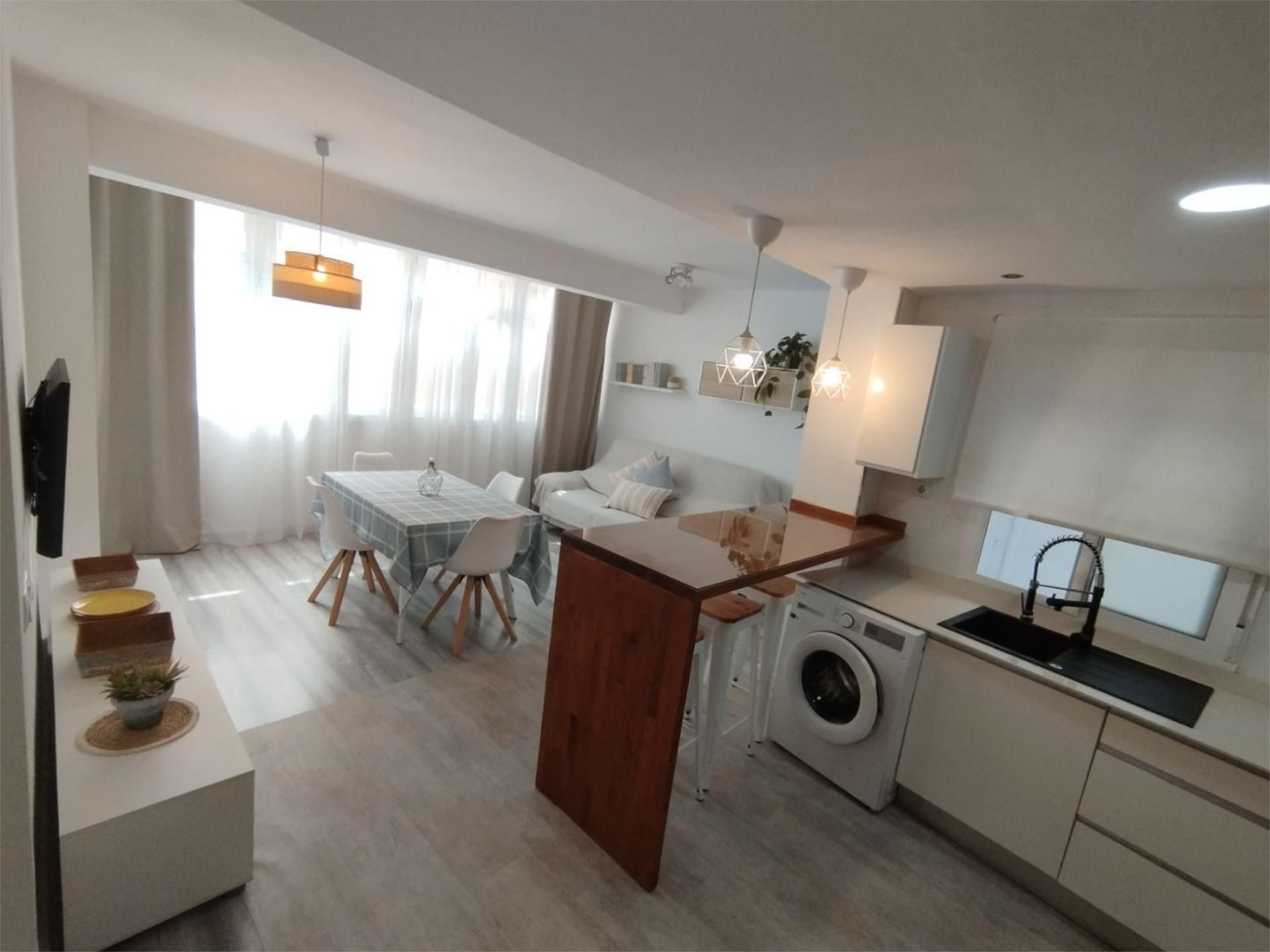 Kitchen of Flat to rent in  Almería Capital