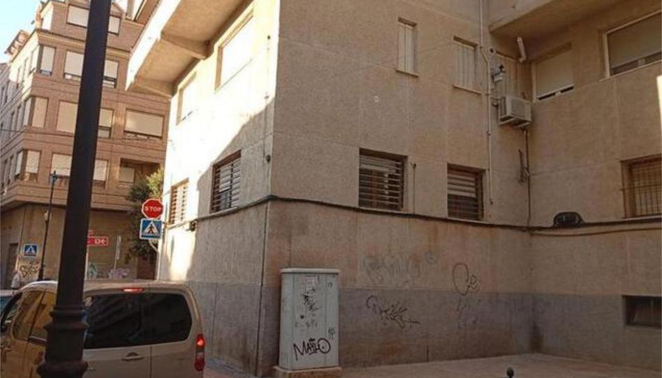 Foto 1 de Pis en venda a El Mercado - Plaza de Toros, Alicante