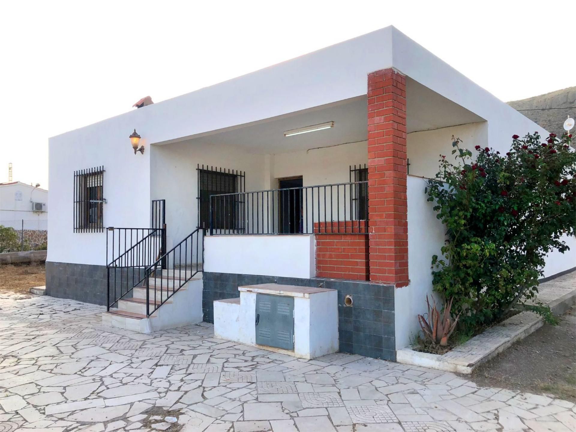 Vista exterior de Casa o xalet en venda en Hondón de las Nieves / El Fondó de les Neus amb Terrassa i Piscina