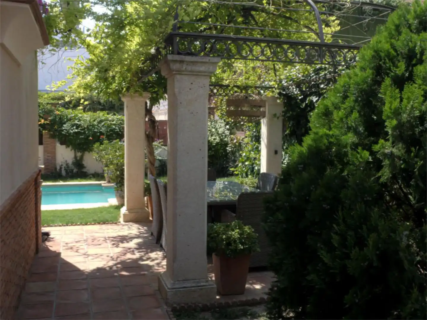 Houses for sale in Calle de las Cañas, 17, La Zubia Ciudad Garden of Houses for sale in La Zubia with Terrace, Swimming Pool and Balcony