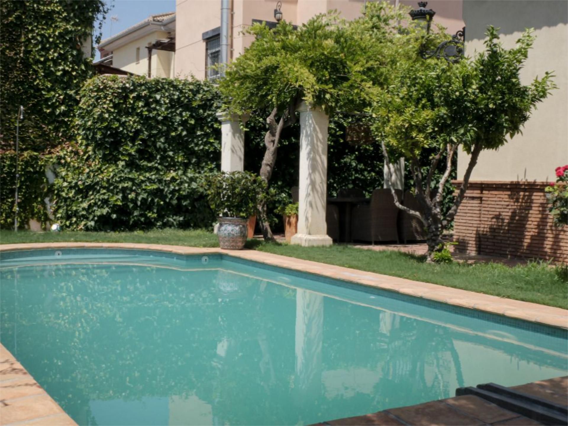 Swimming pool of Flat for sale in La Zubia  with Heating, Private garden and Parquet flooring
