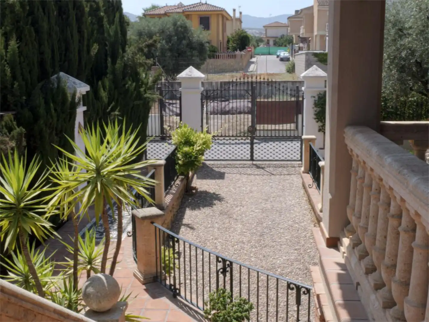 Houses for sale in Calle de las Cañas, 17, La Zubia Ciudad Garden of Houses for sale in La Zubia with Terrace, Swimming Pool and Balcony