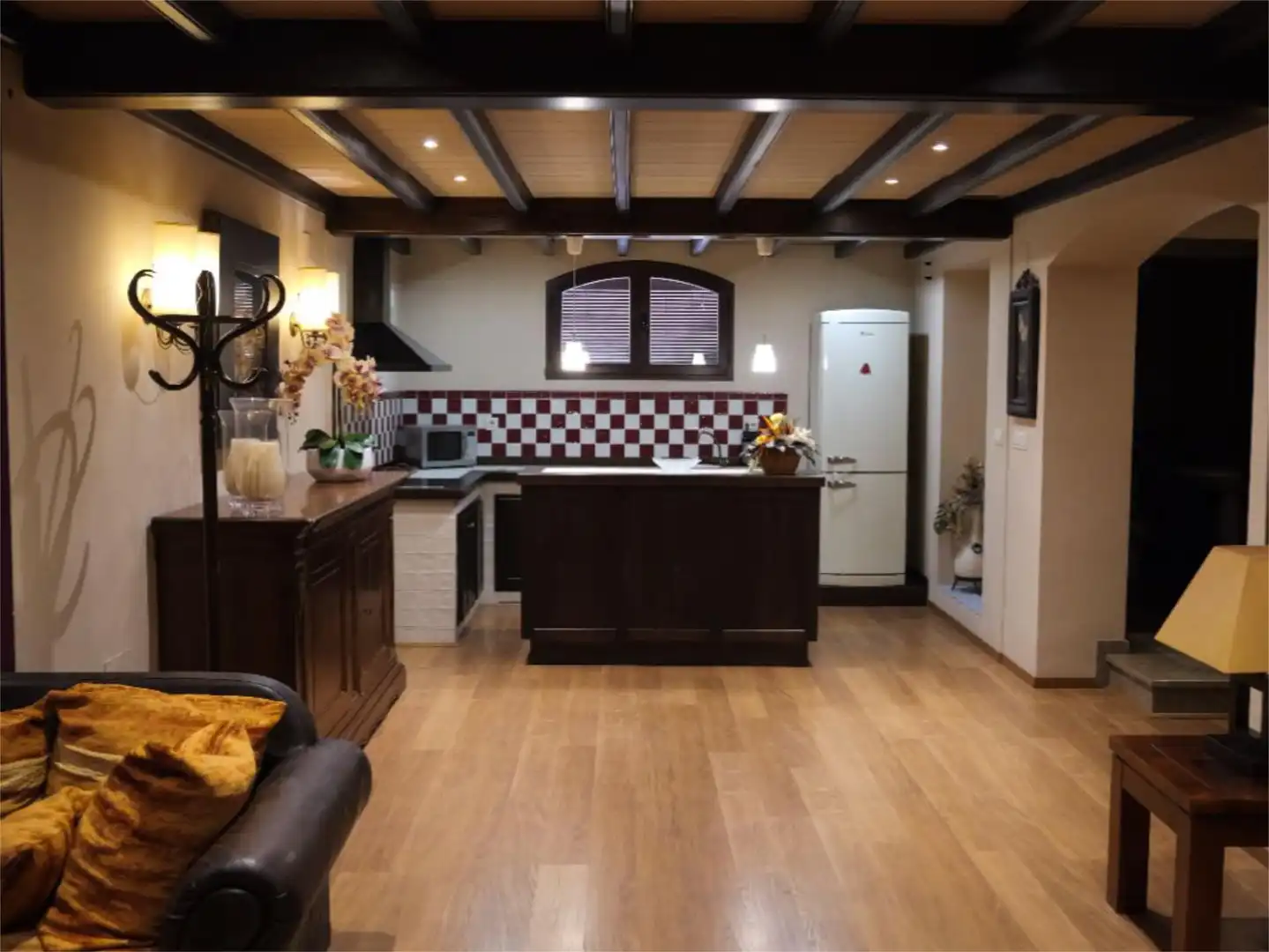 Houses for sale in Calle de las Cañas, 17, La Zubia Ciudad Kitchen of Houses for sale in La Zubia with Terrace, Swimming Pool and Balcony