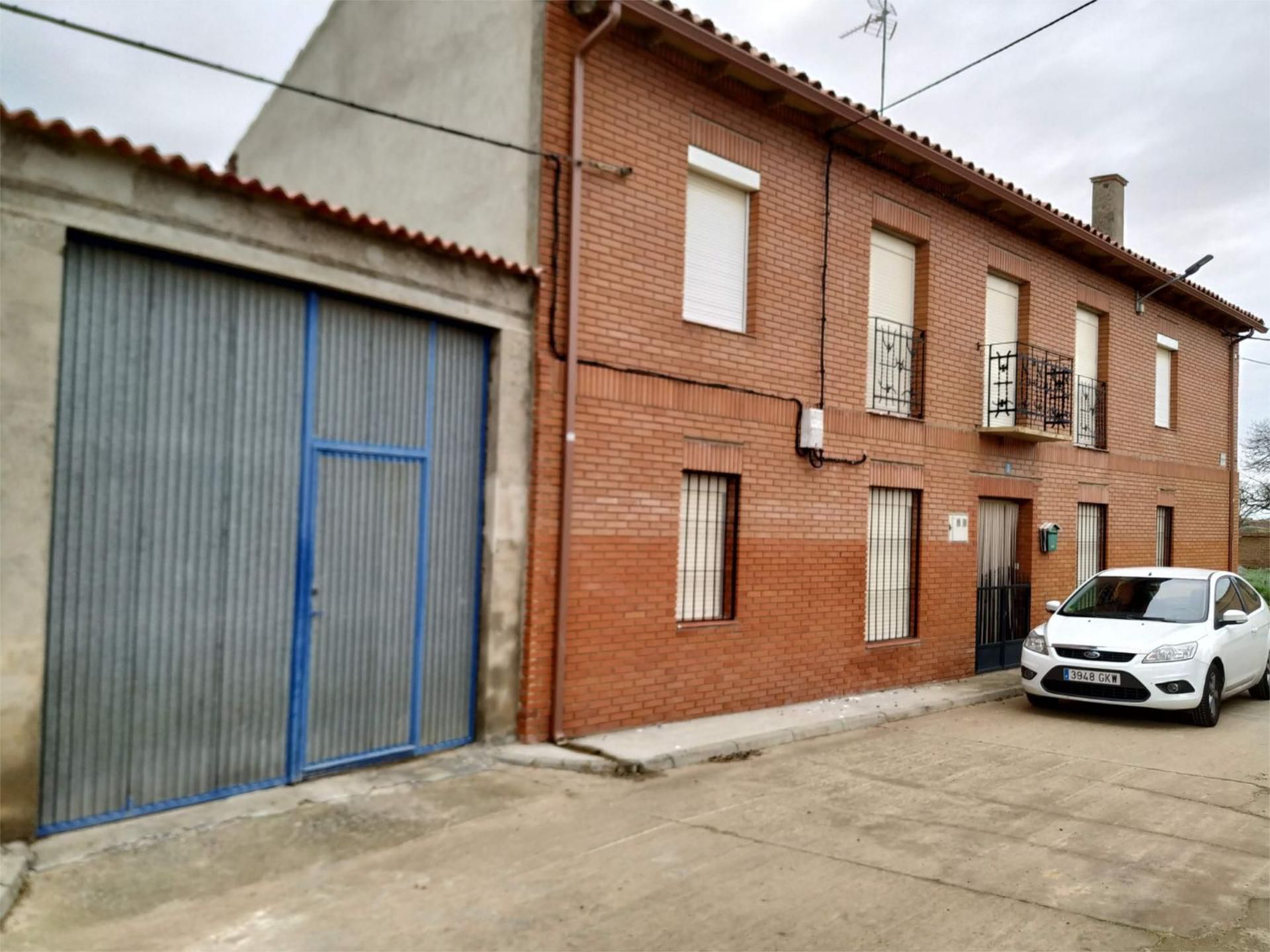 Vista exterior de Finca rústica en venda en La Unión de Campos 