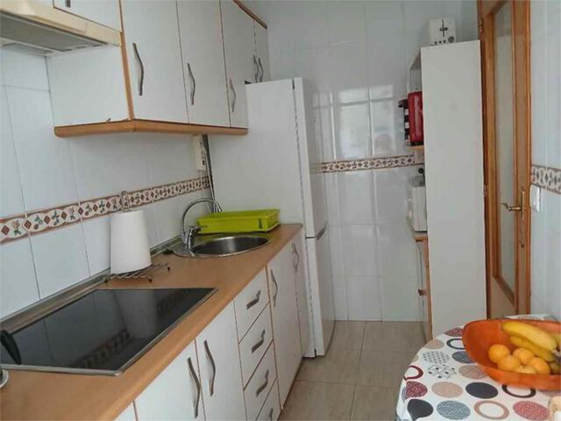 Kitchen of Flat to rent in Alicante / Alacant  with Furnished