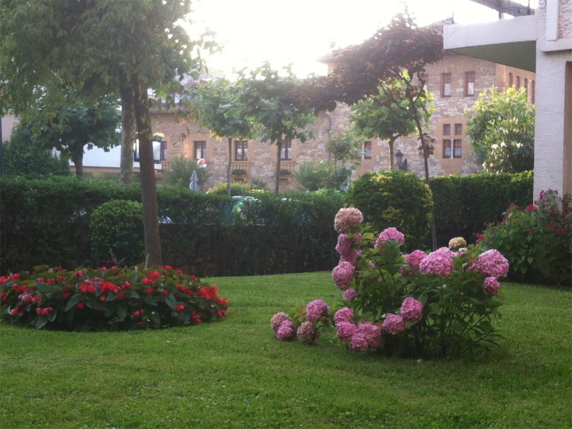 Jardí de Pis de lloguer en Zarautz amb Balcó