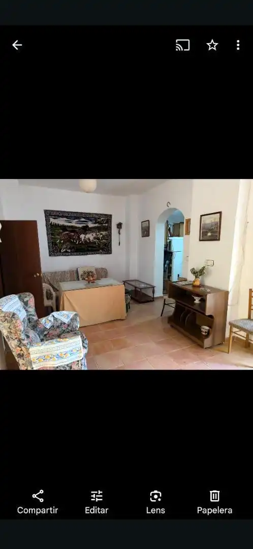 Casa adosada en venda a Calle la Redonda-A, Guadahortuna Sala d'estar de Casa adosada en venda en Guadahortuna amb Jardí privat, Terrassa i Traster