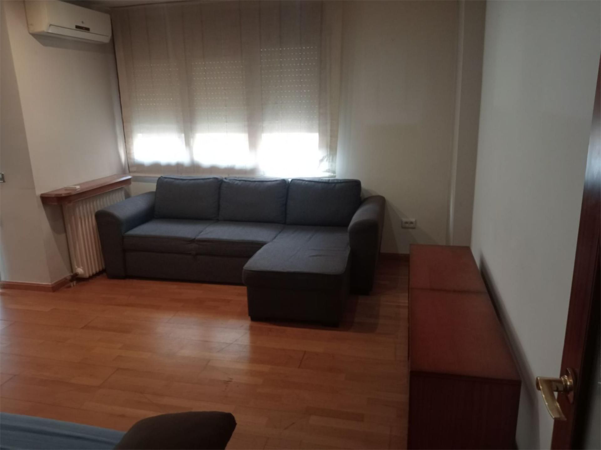 Living room of Flat to rent in  Lleida Capital  with Air Conditioner, Heating and Parquet flooring