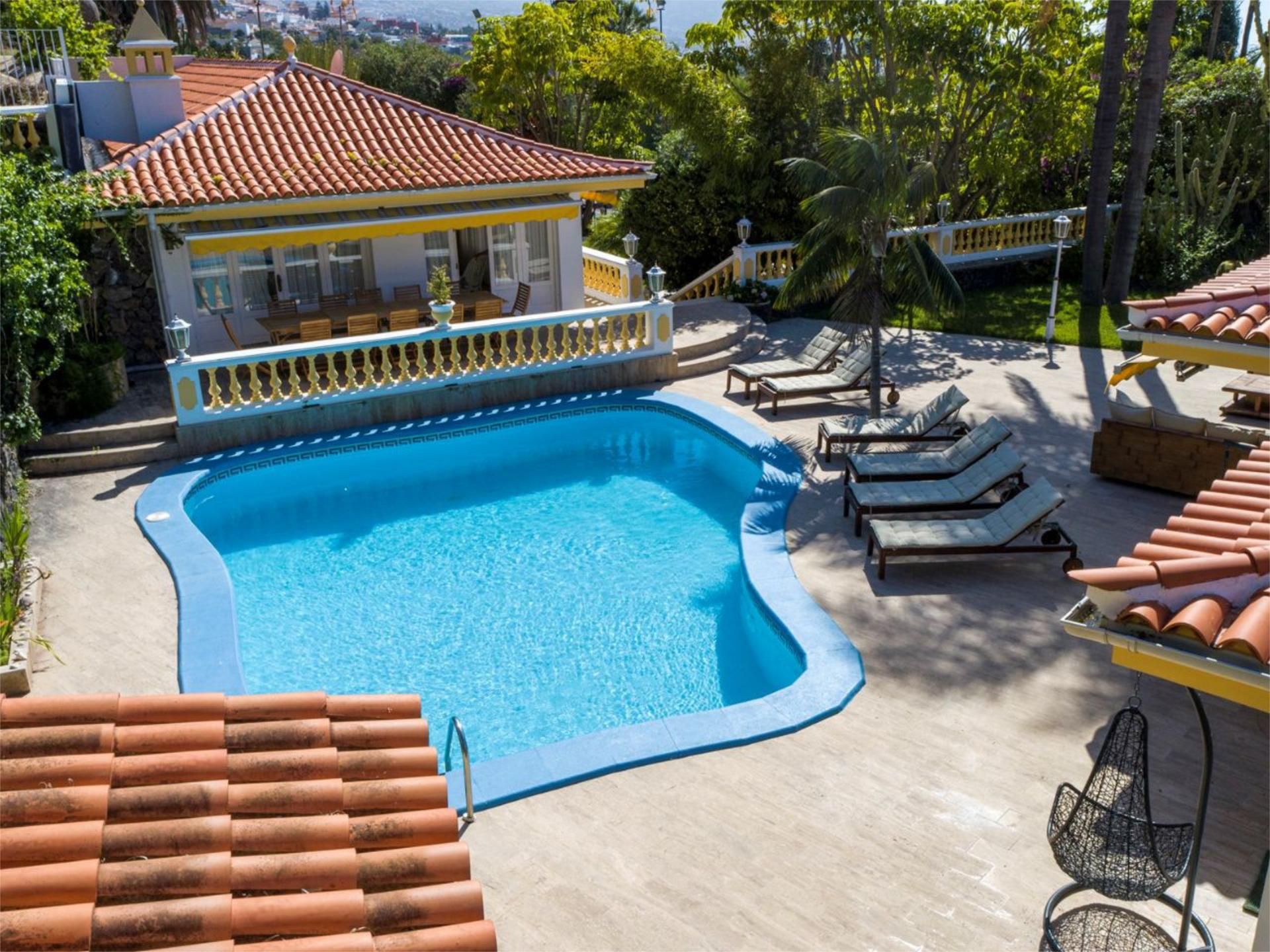 Swimming pool of House or chalet for sale in La Orotava  with Terrace, Swimming Pool and Balcony