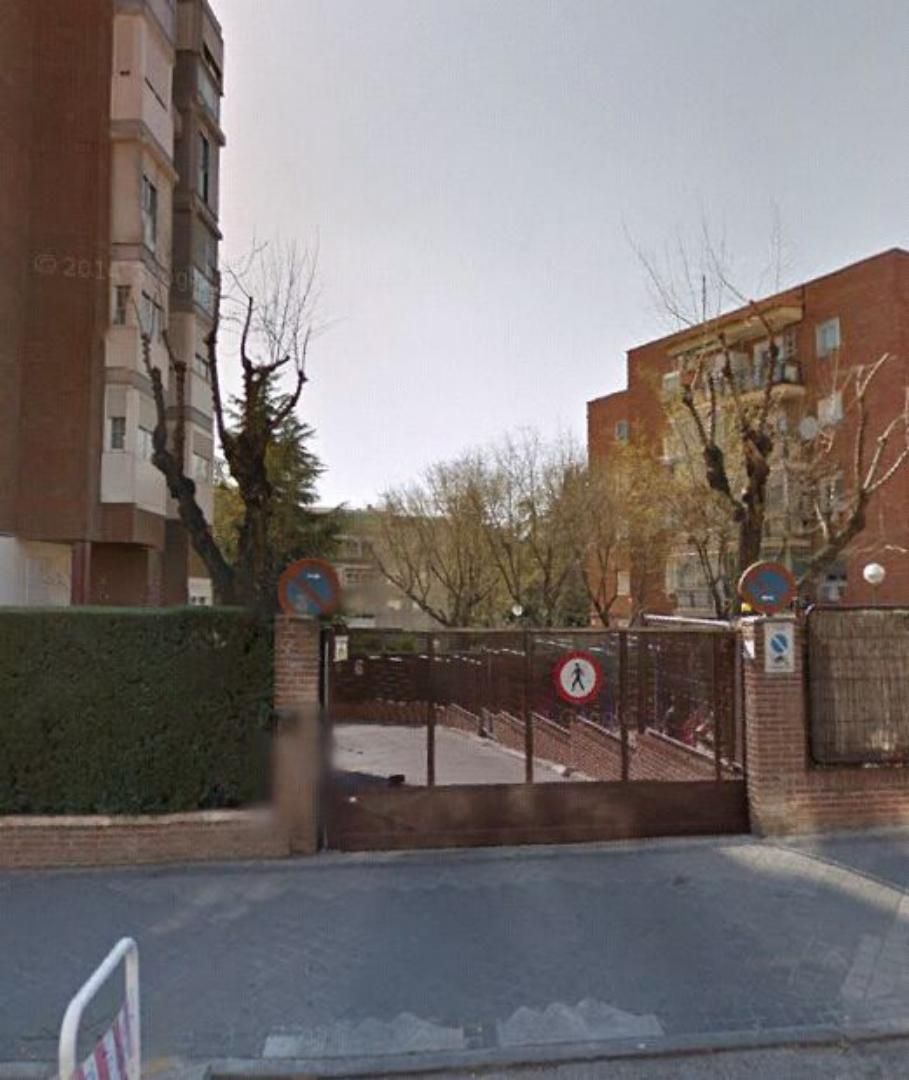 Vista exterior de Garatge de lloguer en  Madrid Capital