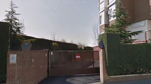 Garage to rent in Calle de Puentelarra, 64, Santa Eugenia, Madrid - image 2 Photo 2 of Garage to rent in Calle de Puentelarra, 64, Santa Eugenia, Madrid