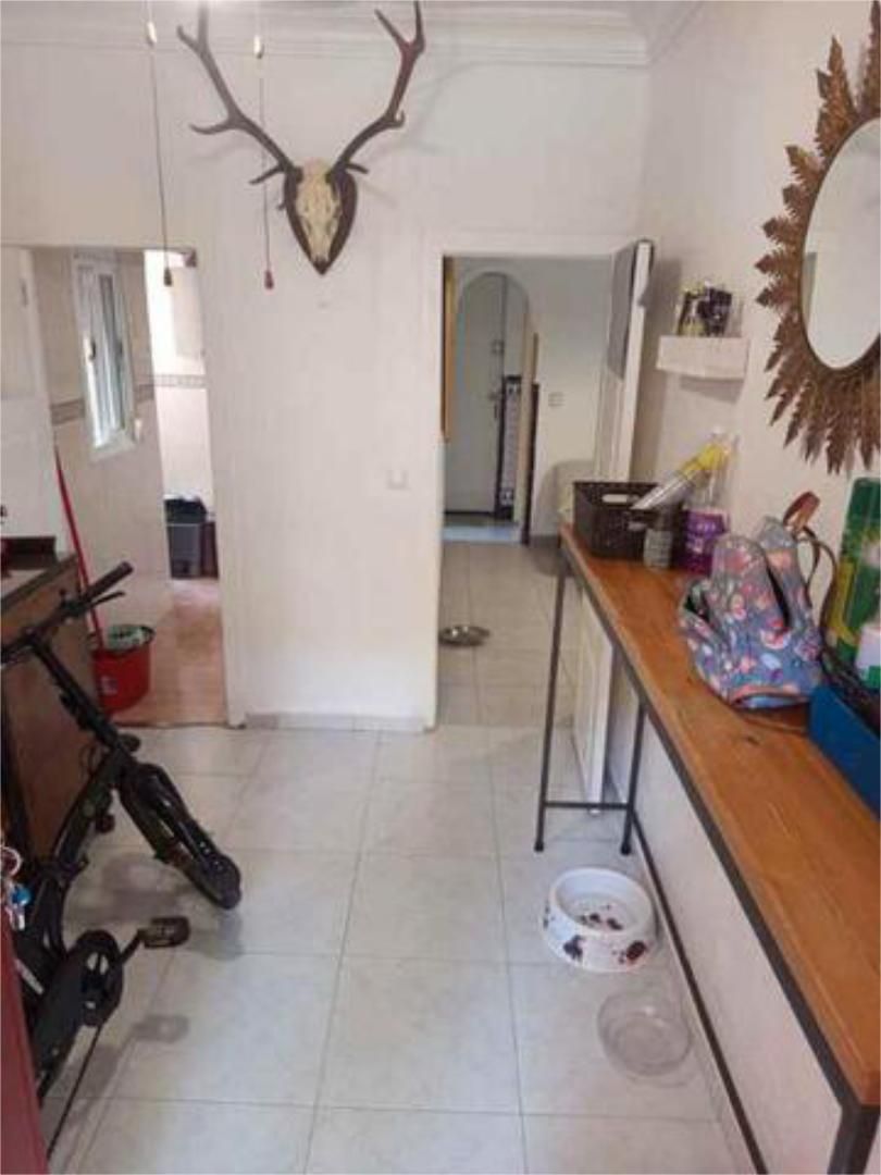 Kitchen of Flat for sale in  Sevilla Capital
