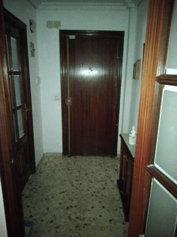 Piso en Venta en Calle Profesor Tierno Galván, 10 en Pino Montano - Consolación