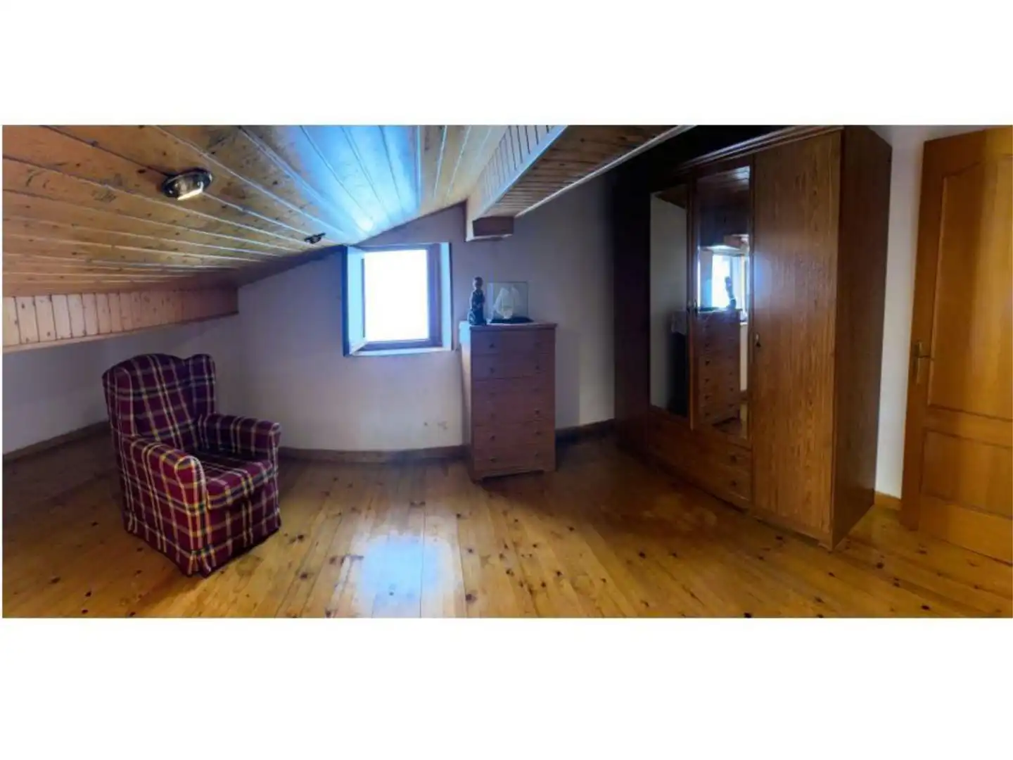Casa o chalet en venta en Plaza la Villa, 1, Santoña Habitación de Casa o chalet en venta en Santoña con Jardín privado, Trastero y Amueblado