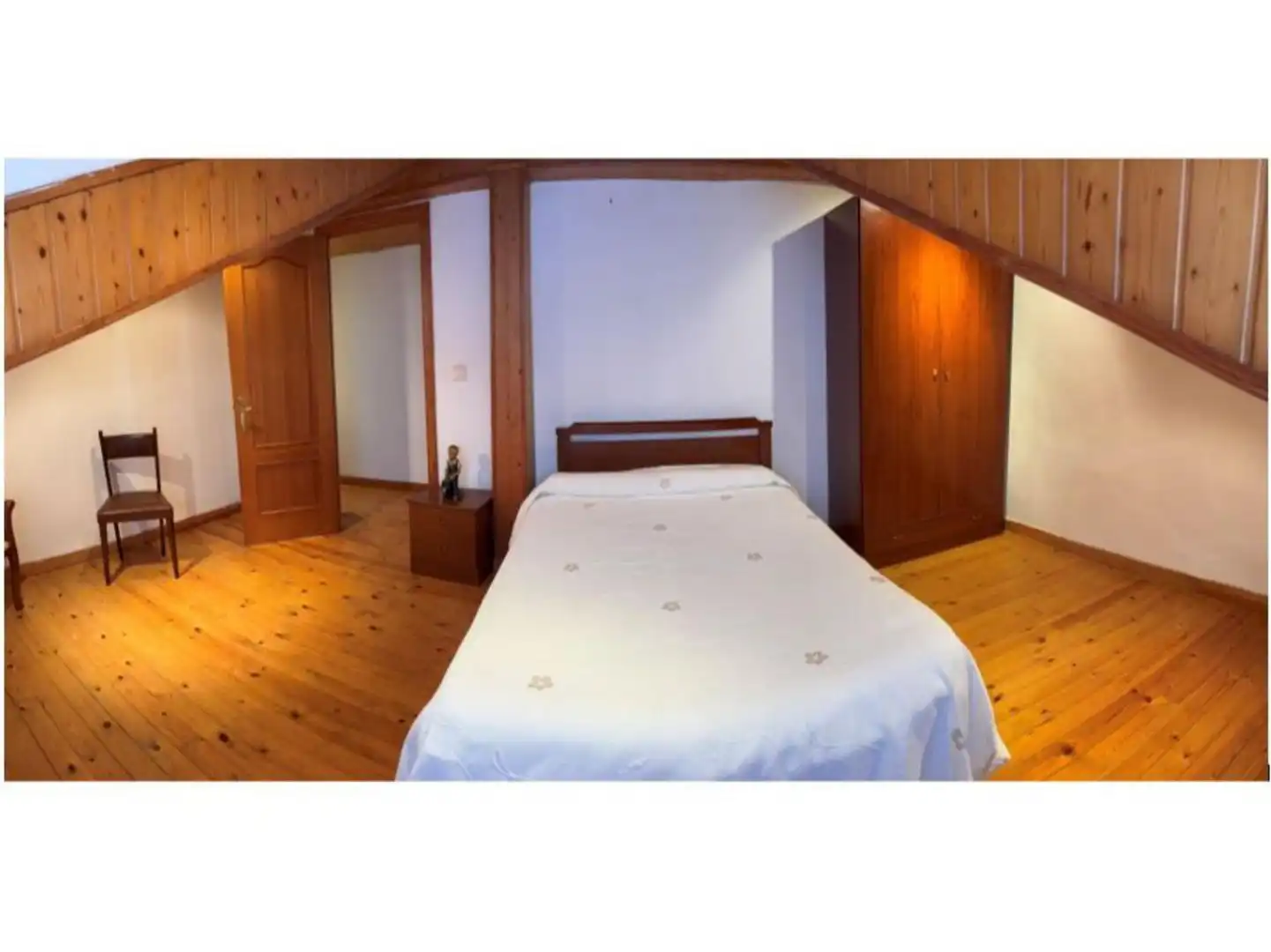 Casa o chalet en venta en Plaza la Villa, 1, Santoña Habitación de Casa o chalet en venta en Santoña con Jardín privado, Trastero y Amueblado