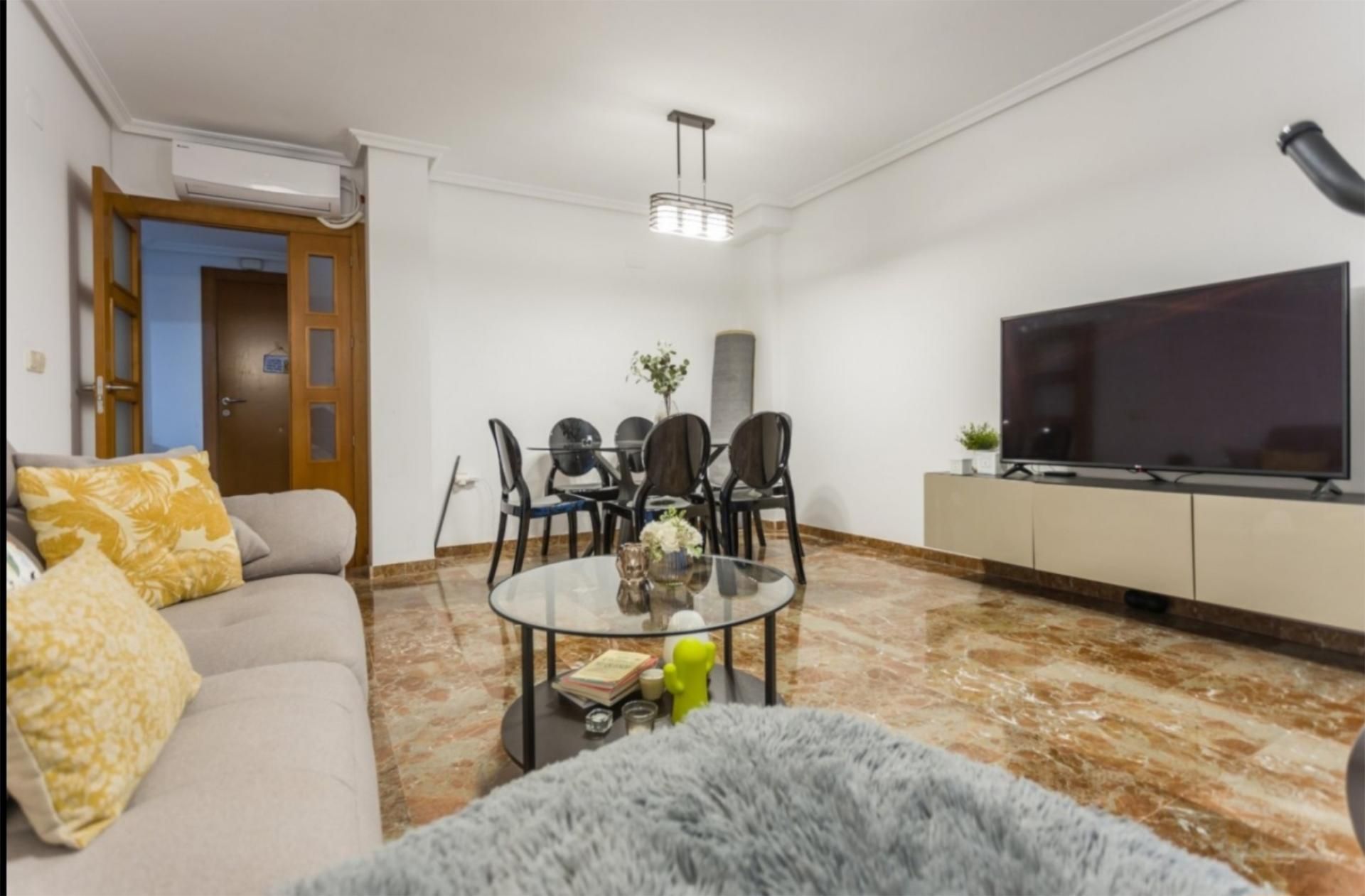 Sala d'estar de Pis en venda en  Murcia Capital amb Aire condicionat, Terrassa i Balcó