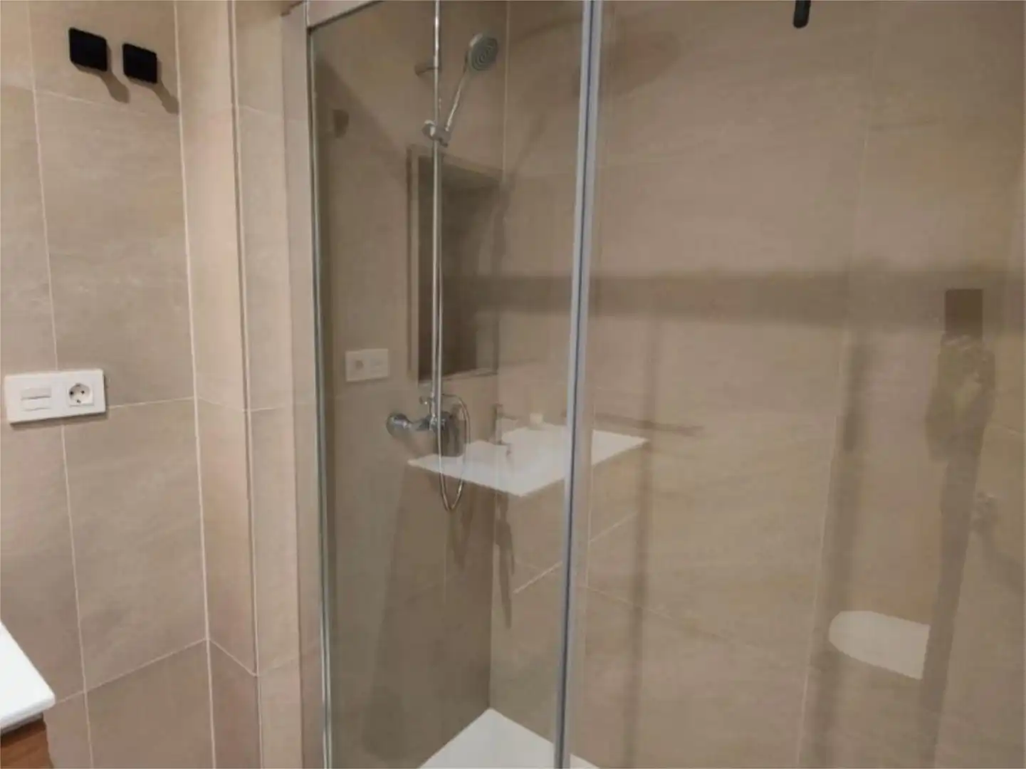 Room in Calle Huerta de Murcia, 2, Guadalupe Bathroom of Flat for share in Murcia with Furnished