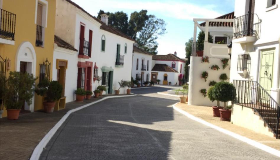 Foto 1 de Pis en venda a Calle 11, 12, Guadalmina Baja, Málaga