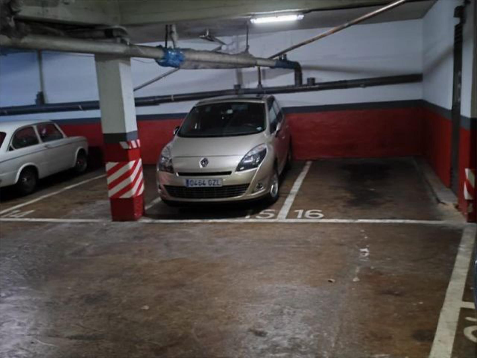 Aparcament de Garatge de lloguer en  Logroño