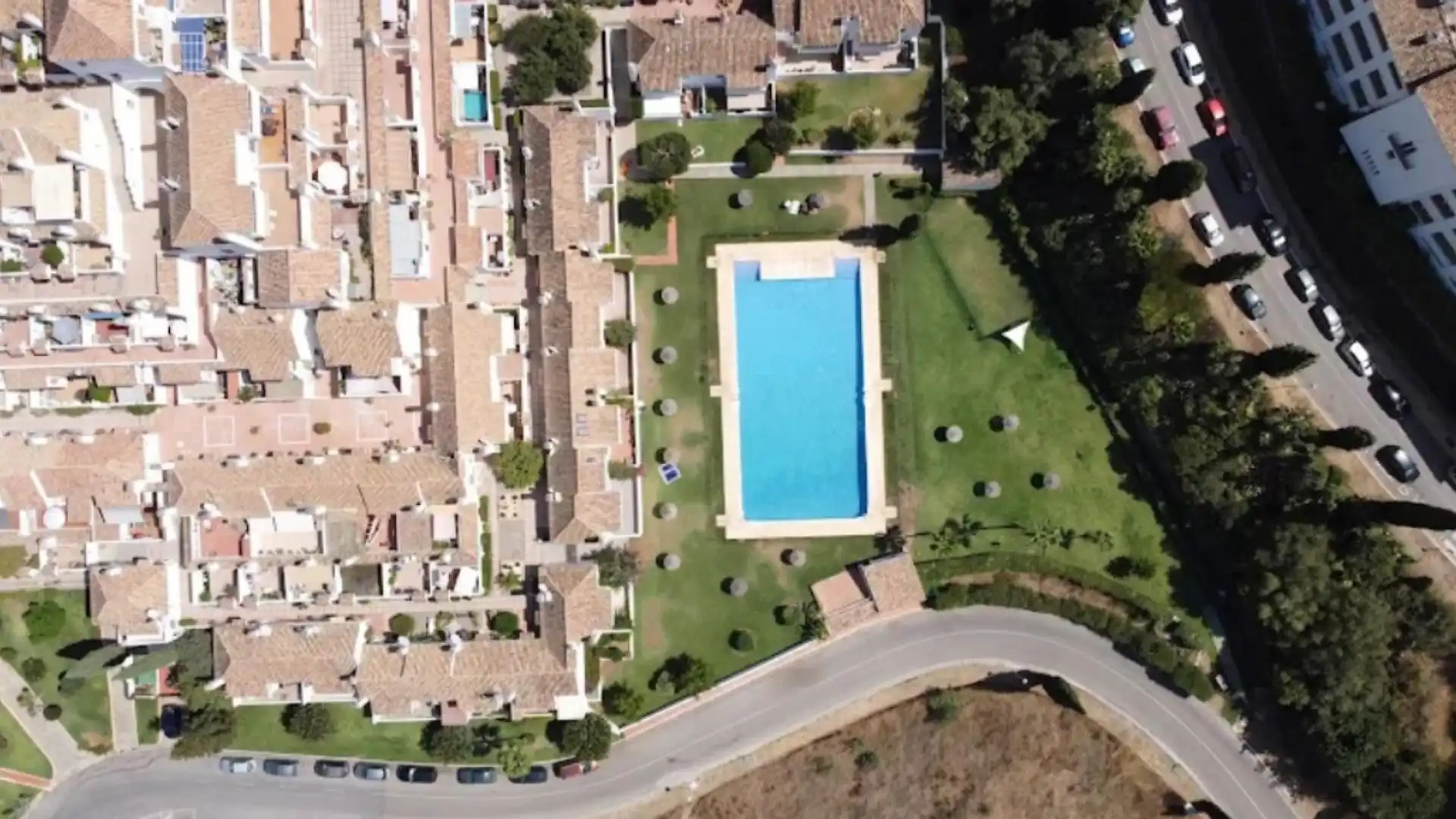 Vista exterior de Piso en venta en Mijas con Aire acondicionado, Calefacción y Trastero
