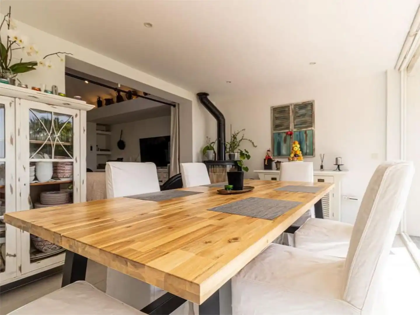 Casa o chalet de alquiler en Calle Maestro Chueca, 14, Bahía Dorada Comedor de Casa o chalet de alquiler en Estepona con Aire acondicionado, Calefacción y Jardín privado