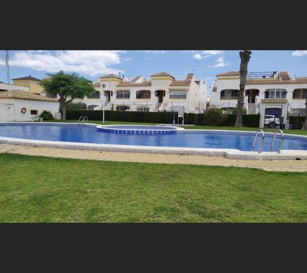 Photo 1 of Planta baja to rent in Urbanizacion Don Pueblo, 244, Monte Faro - Altomar II, Alicante