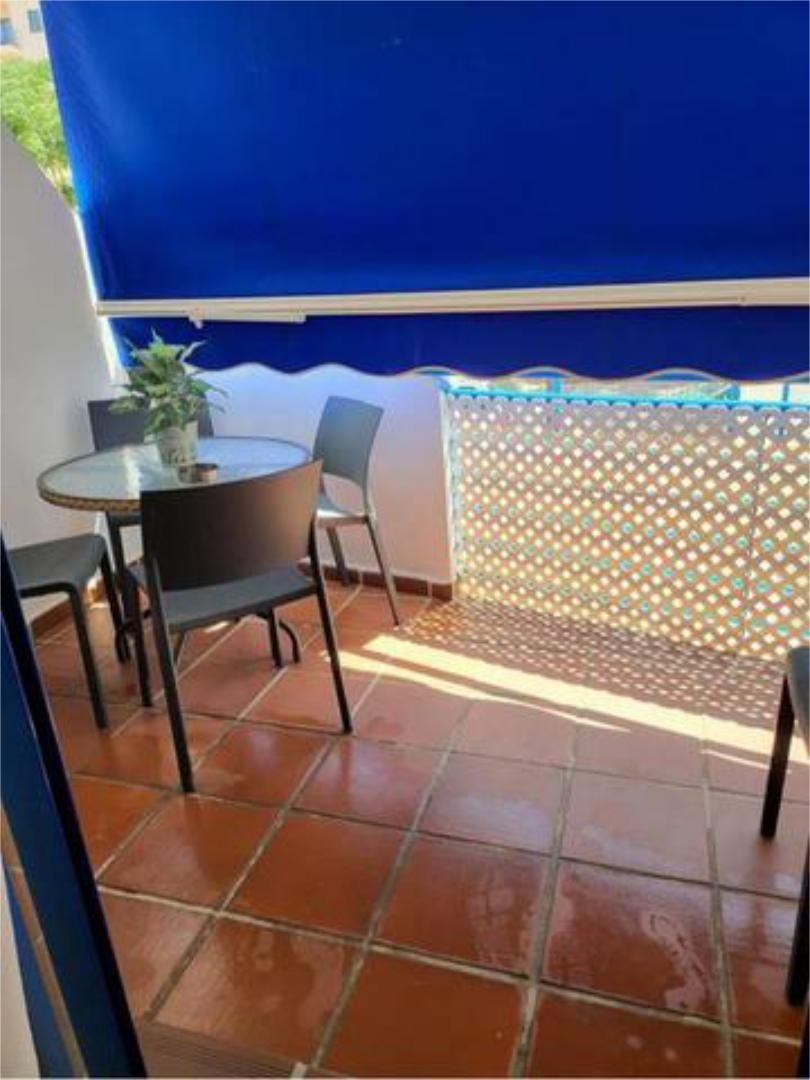 Apartment to rent in Cortijo Torrequebrada