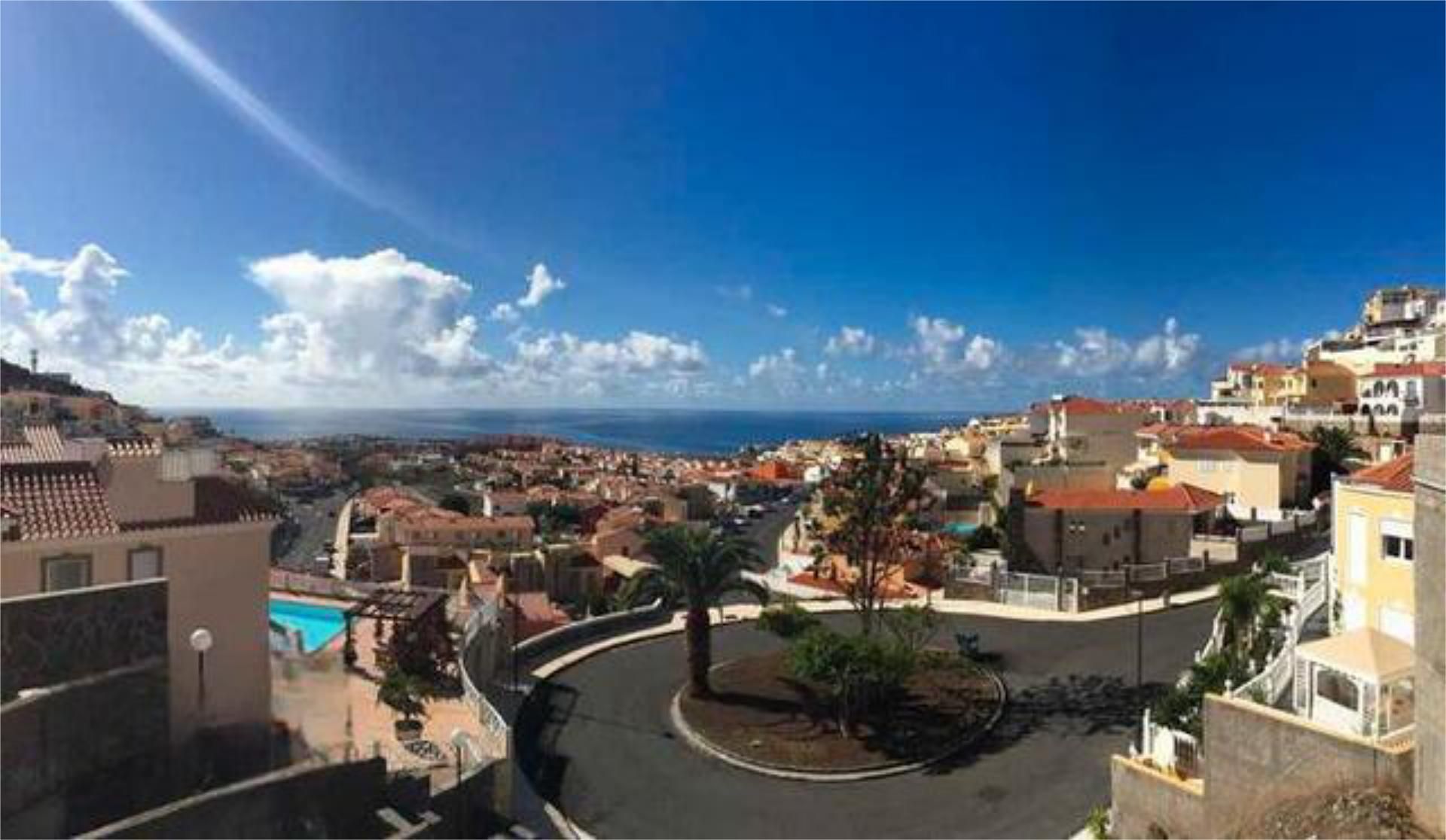 Vista exterior de Casa o xalet de lloguer en Mogán amb Terrassa, Traster i Moblat