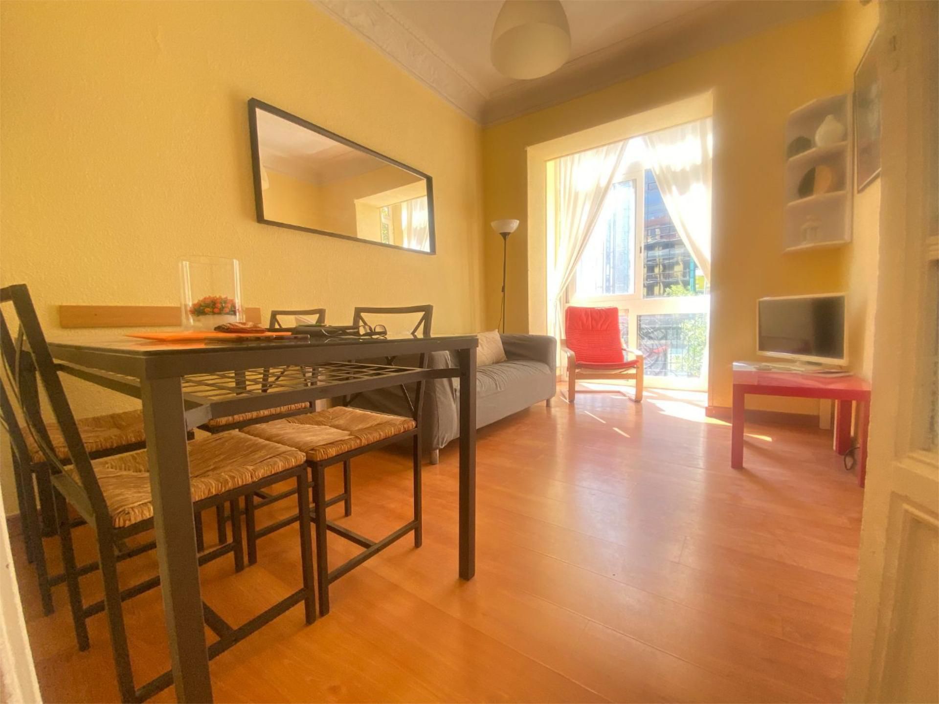 Pis de lloguer a Calle de Goya, 117, Goya Sala d'estar de Pis de lloguer en  Madrid Capital amb Calefacció, Traster i Moblat