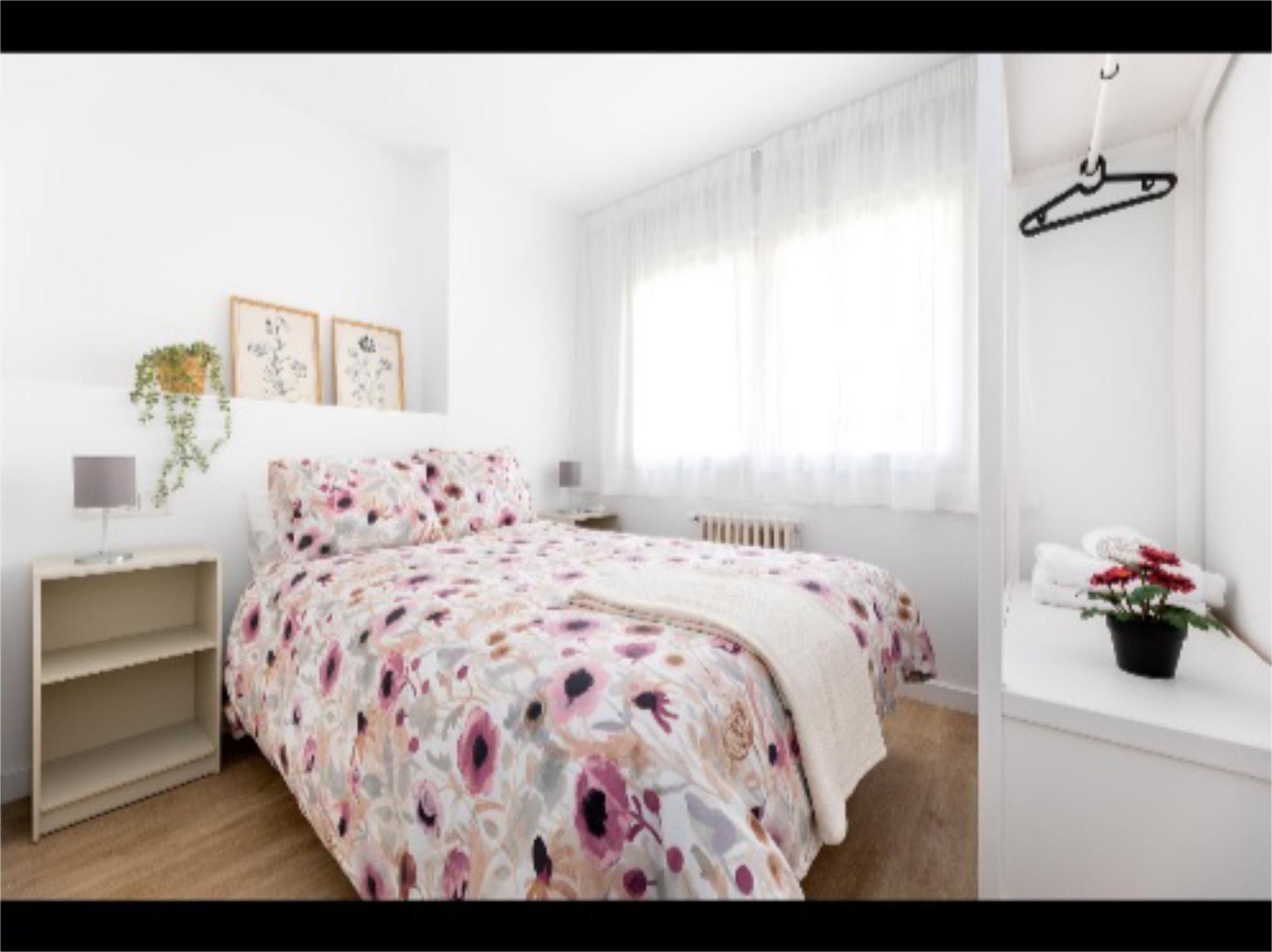 Habitación de Piso en venta en  Granada Capital con Aire acondicionado, Calefacción y Parquet