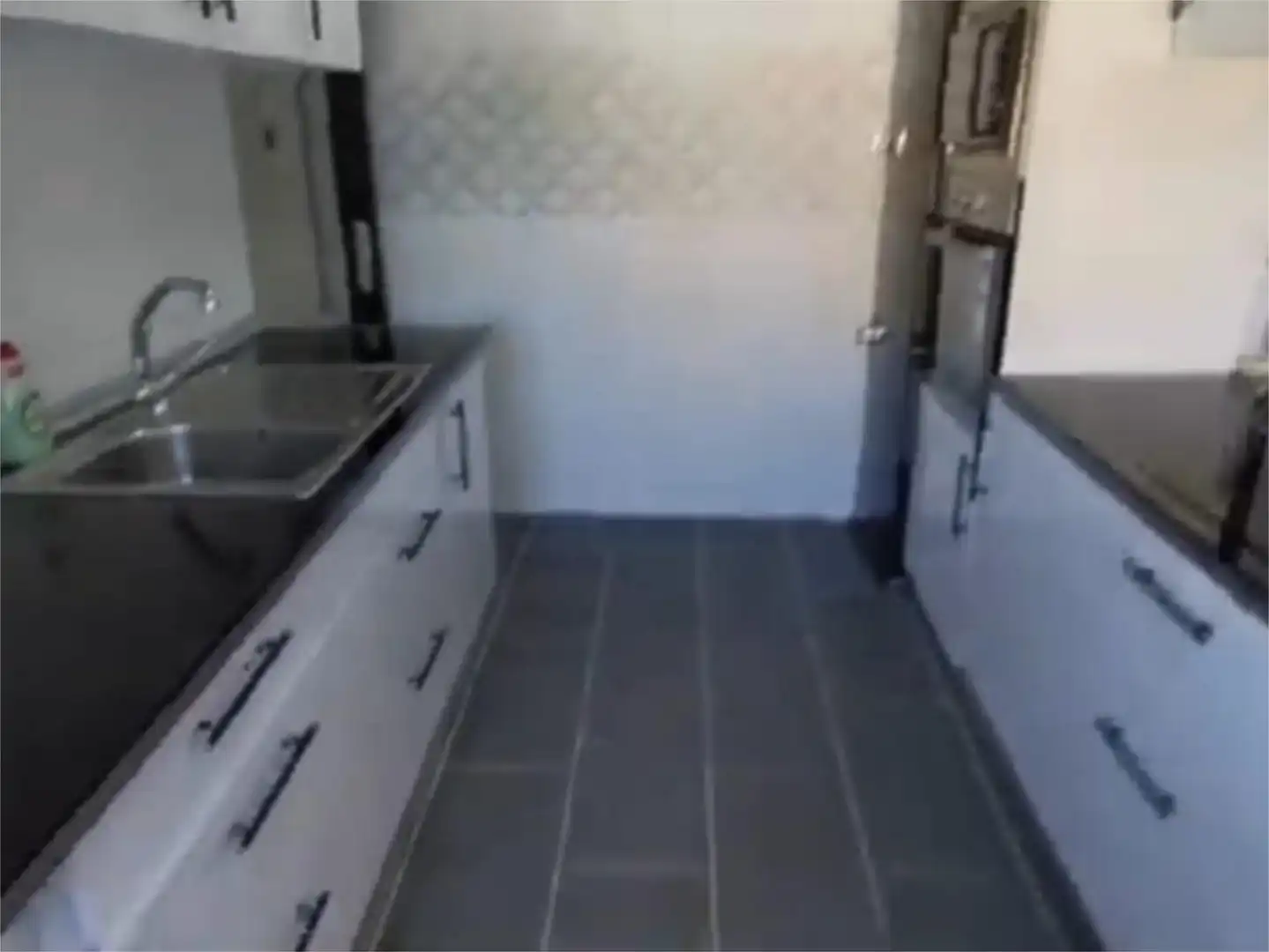 Flat for sale in Calle San Valentín, 8, Santiago - Coronación Kitchen of Flat for sale in Jerez de la Frontera with Furnished and Balcony