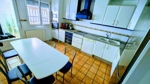 Foto 4 de Casa adosada en venda a Calle Benidorm, 15, Villacarrillo, Jaén