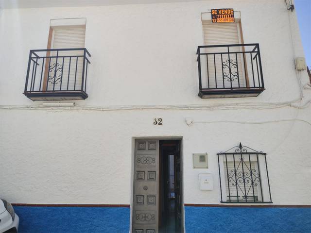 Casa adosada en Venta en Calle Barrio Bajo, 12 en Cañete la Real