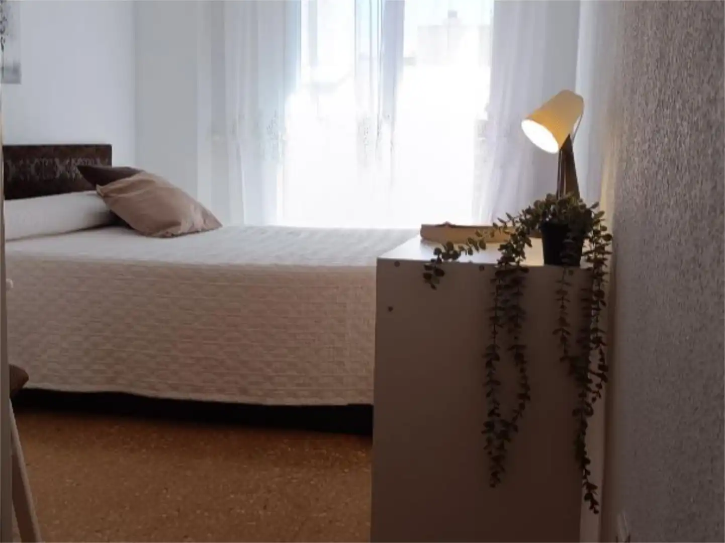 Dormitori de Pis de lloguer en Alicante / Alacant amb Aire condicionat, Moblat i Balcó