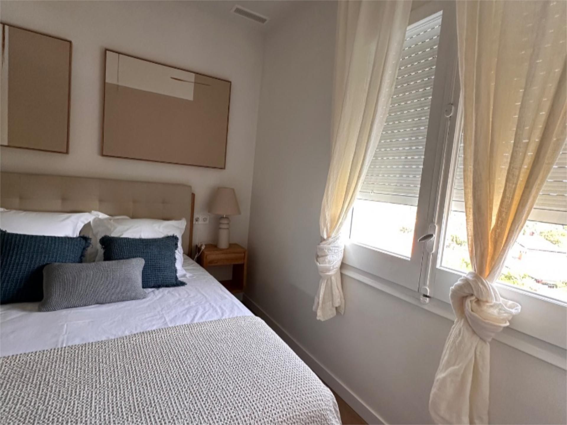 Bedroom of Flat to share in Vila-seca  with Parquet flooring, Furnished and Balcony
