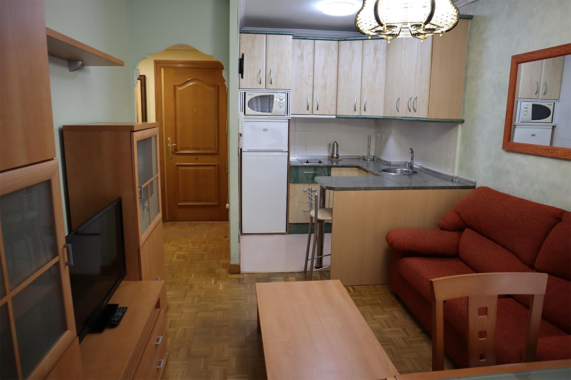 Kitchen of Study to rent in Miranda de Ebro  with Heating, Parquet flooring and Terrace