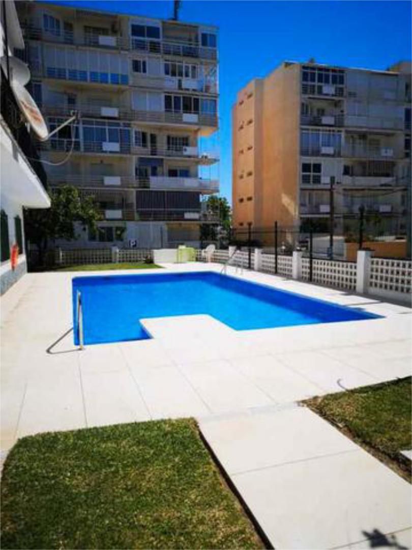 Piscina de Pis de lloguer en Benalmádena amb Jardí privat, Terrassa i Piscina