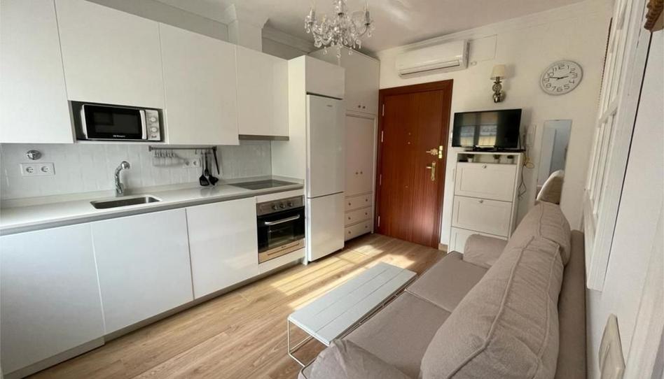 Foto 1 de Apartament de lloguer a Avenida de Menéndez Pelayo, 33, San Bartolomé, Sevilla