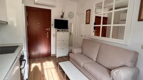 Foto 3 de Apartament de lloguer a Avenida de Menéndez Pelayo, 33, San Bartolomé, Sevilla