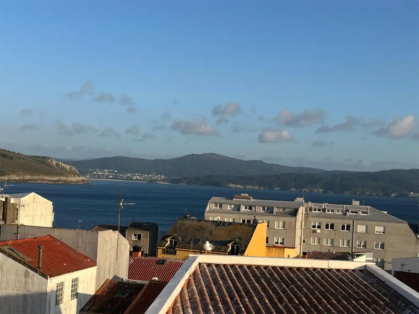 Außenansicht von Wohnung zum Verkauf in Ponteceso mit Terrasse, Möbliert und Balkon