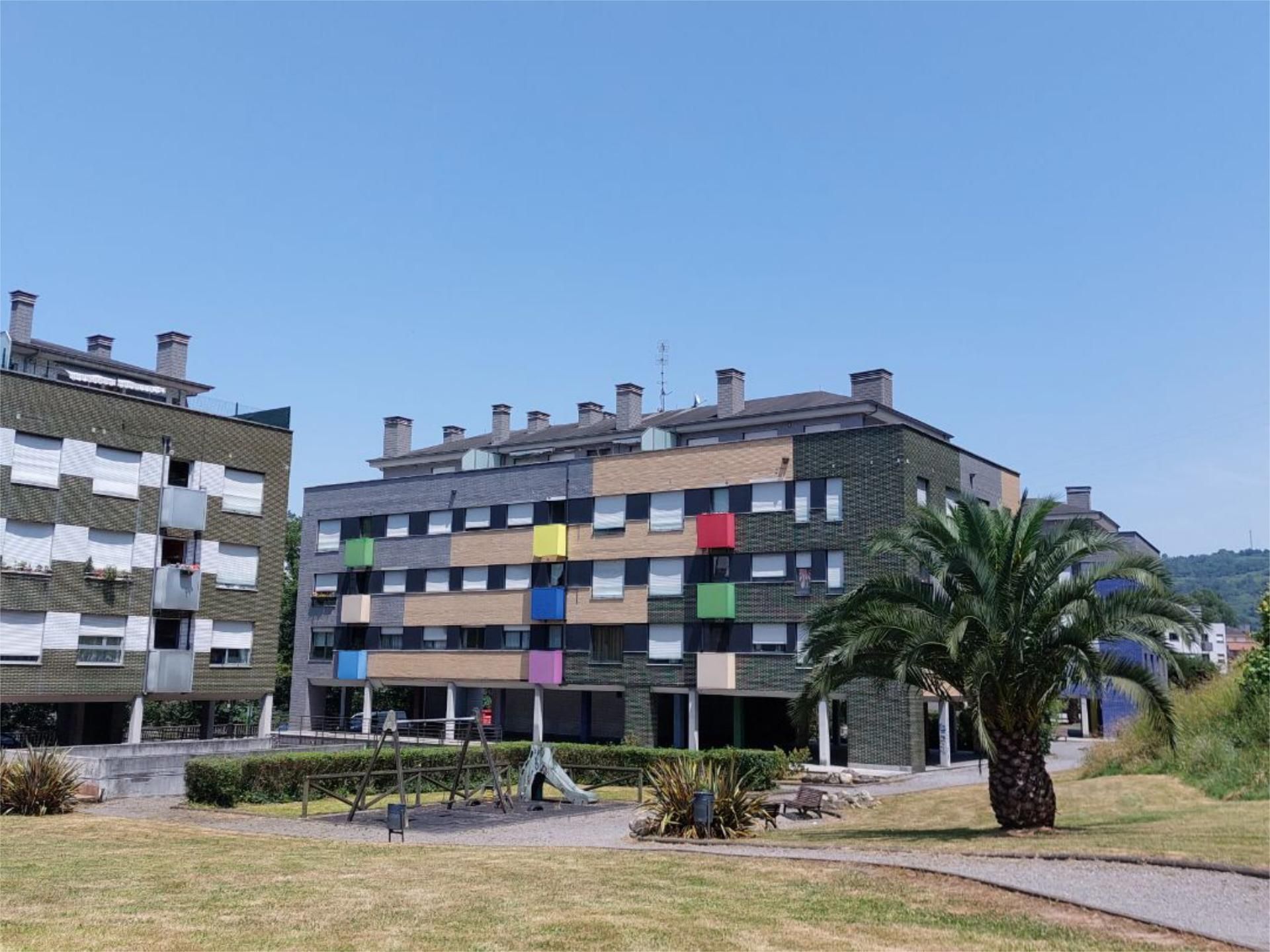 Exterior view of Flat for sale in Oviedo   with Heating, Private garden and Parquet flooring