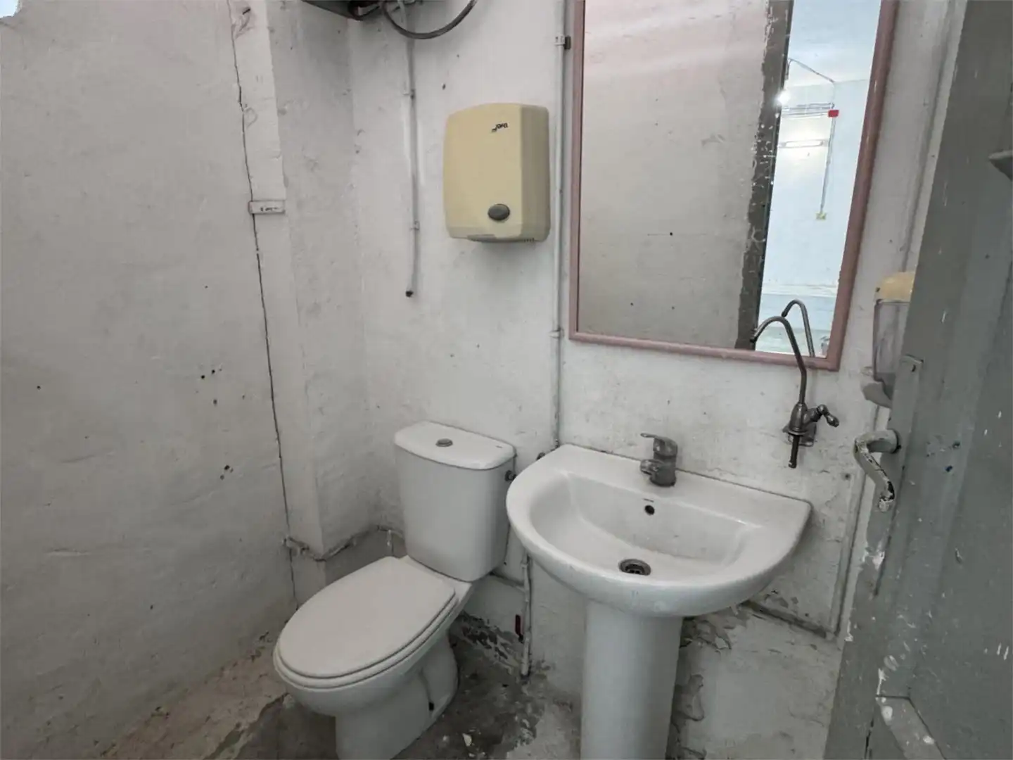 Bany de Local de lloguer en Torrevieja