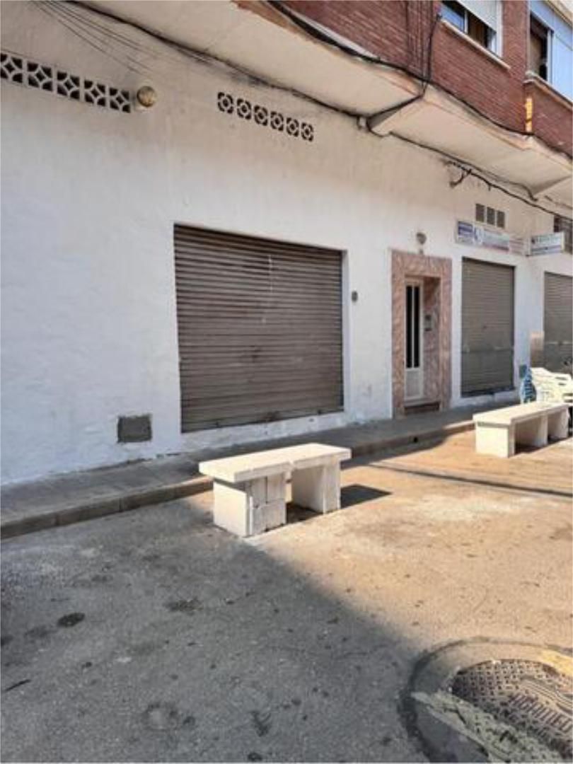 Vista exterior de Local de lloguer en Torrevieja