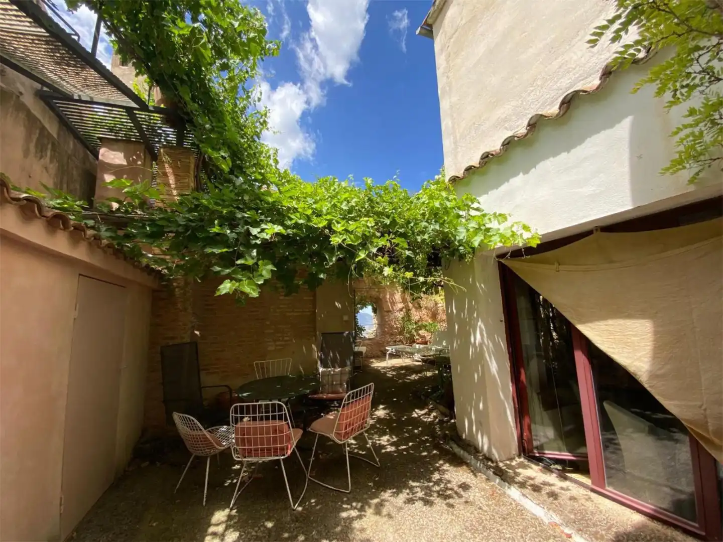 Casa adosada en venta en Calle Caballeros Santiaguistas, 4, Segura de la Sierra Terraza de Casa adosada en venta en Segura de la Sierra con Calefacción, Terraza y Balcón