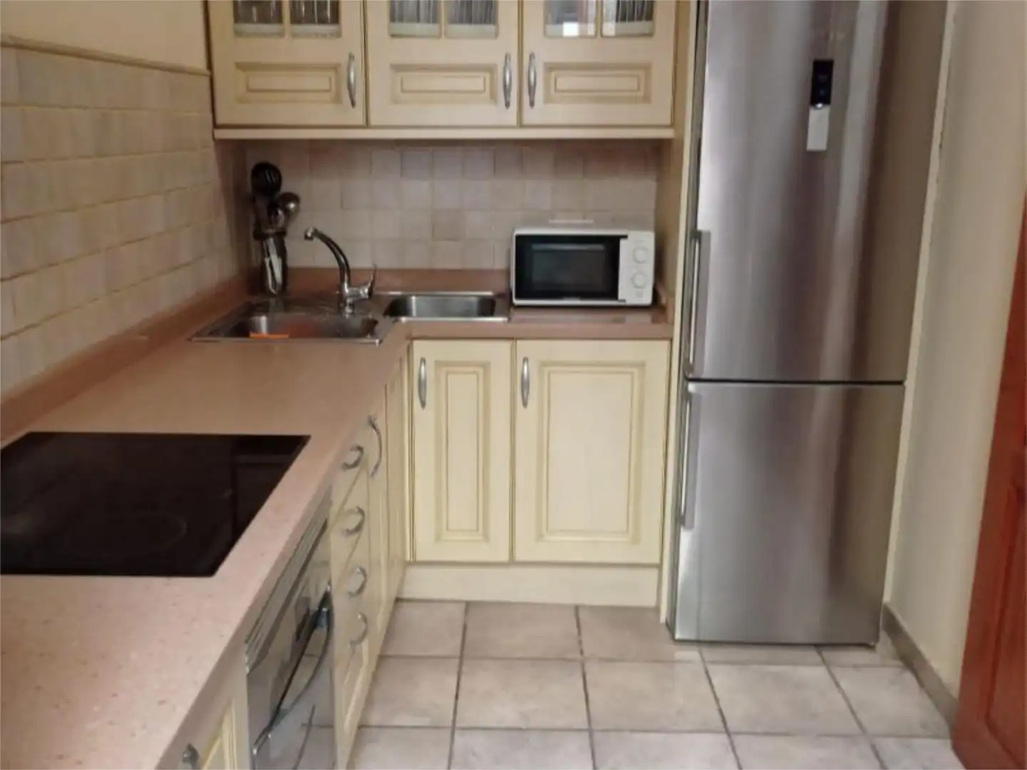 Room in Calle Pardilla, 24, Isleta Kitchen of Flat for share in Las Palmas de Gran Canaria with Furnished