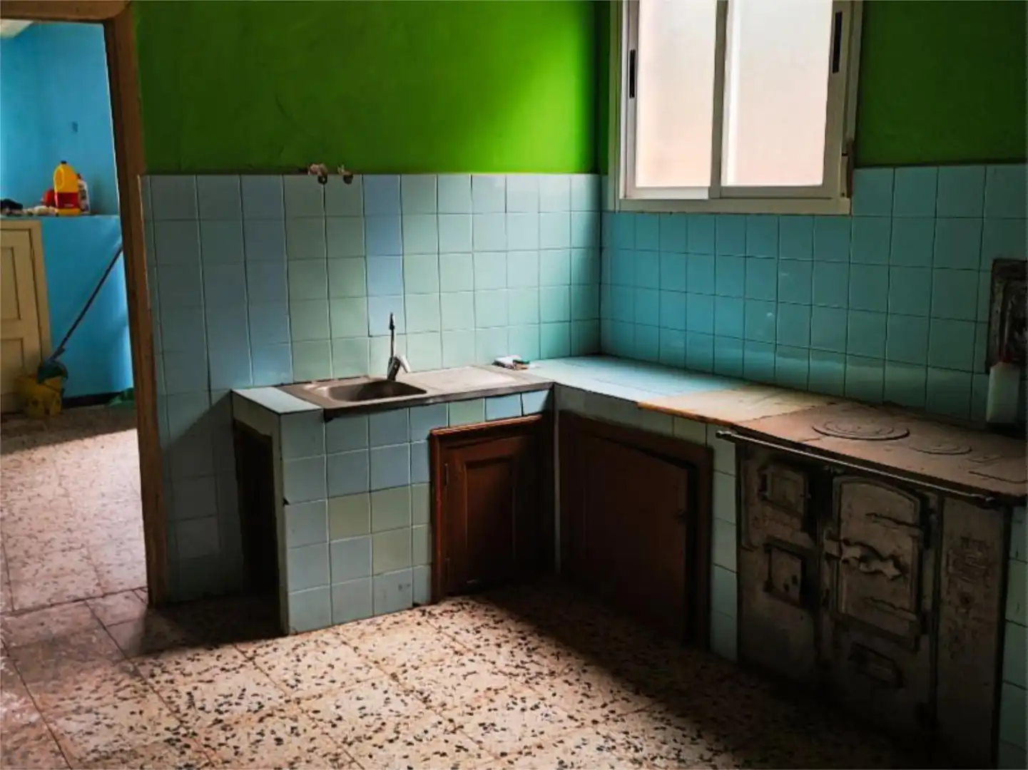 Kitchen of Houses for sale in Laza