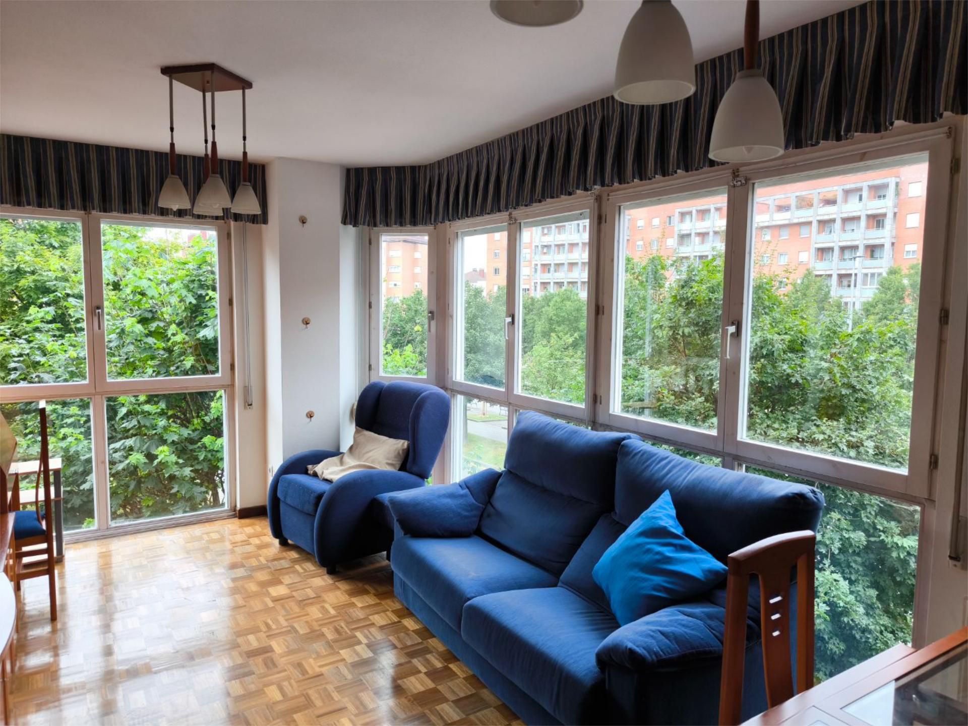 Living room of Flat to rent in Gijón   with Balcony