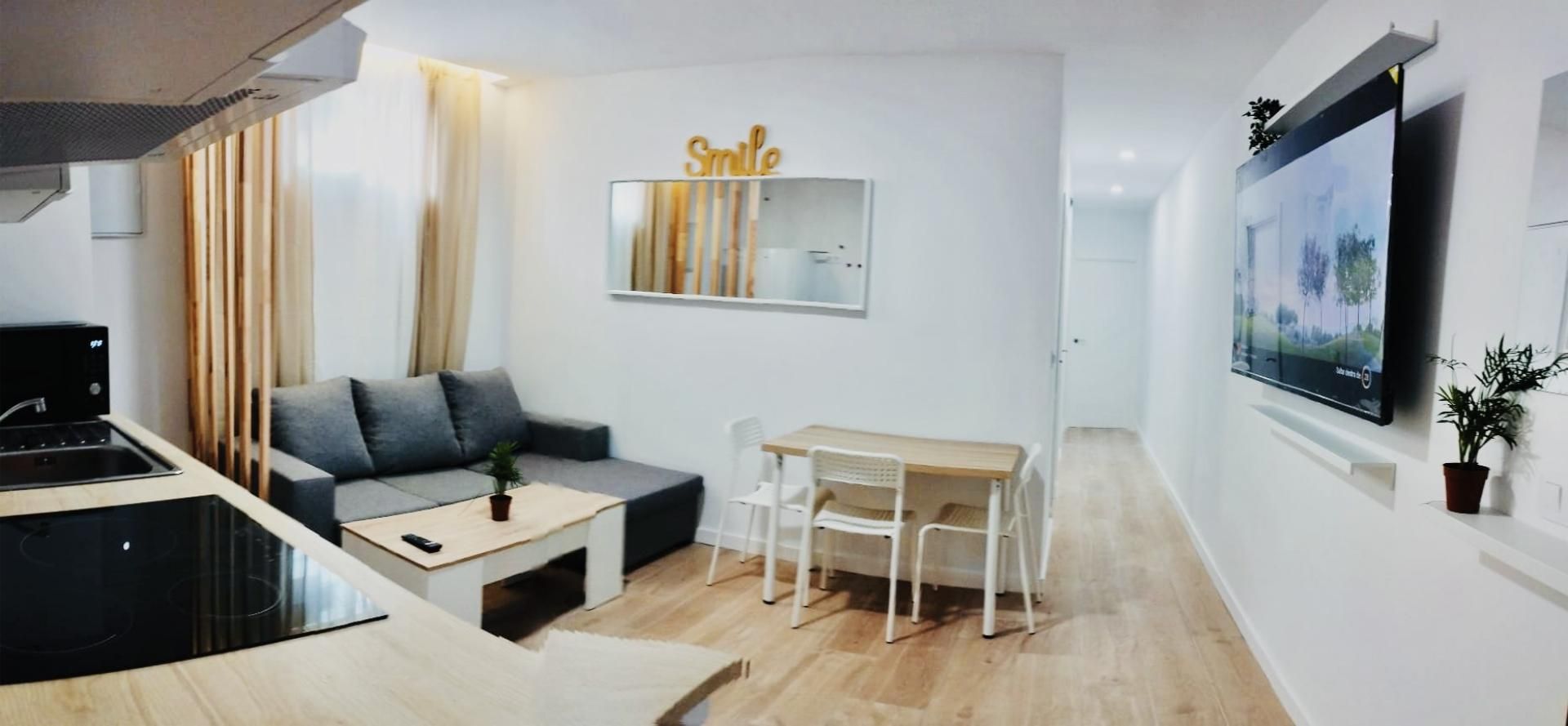 Flat to rent in Calle Tello de Guzmán, 8, Tiro de Línea